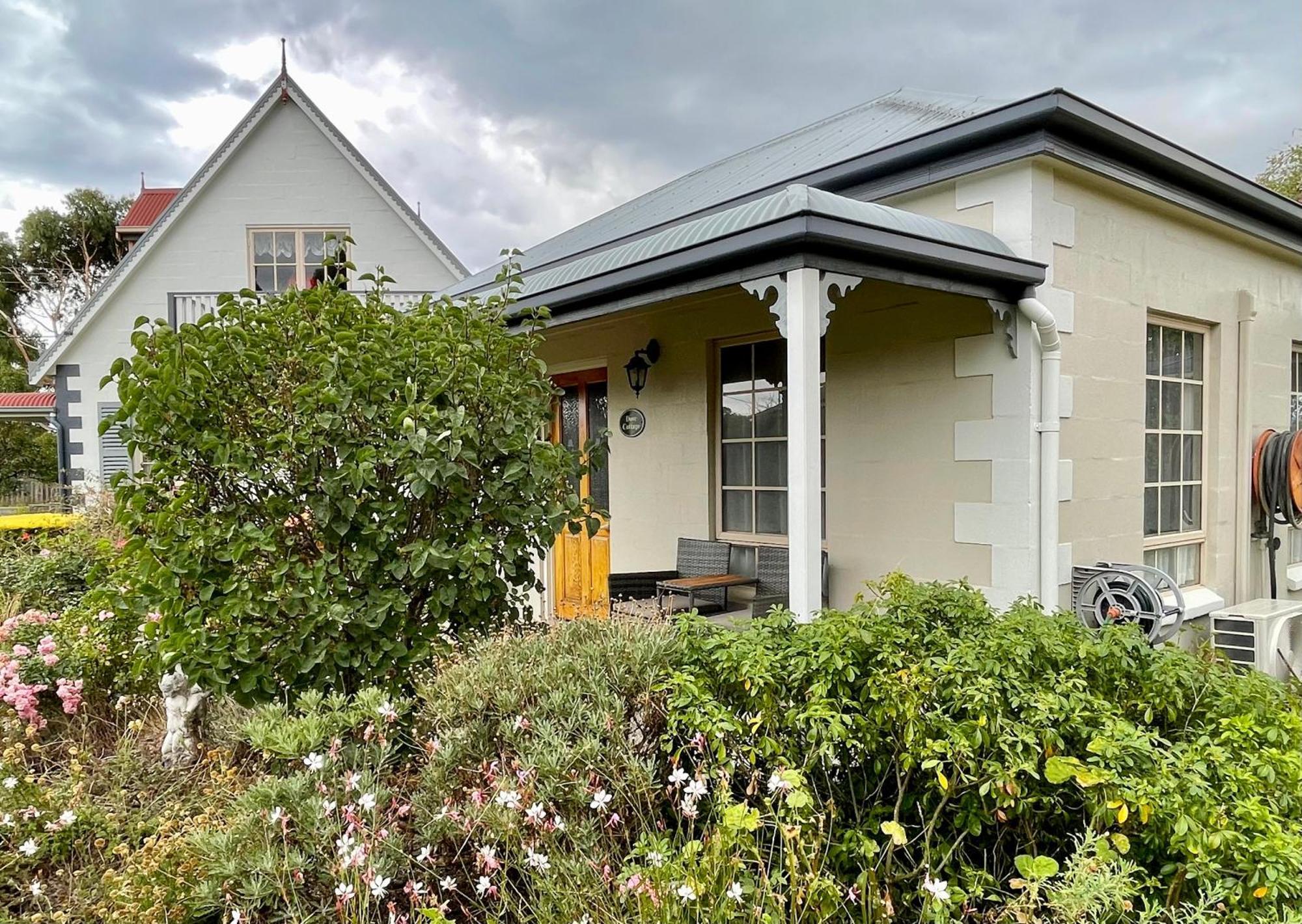Swansea Cottages & Lodge Suites Esterno foto