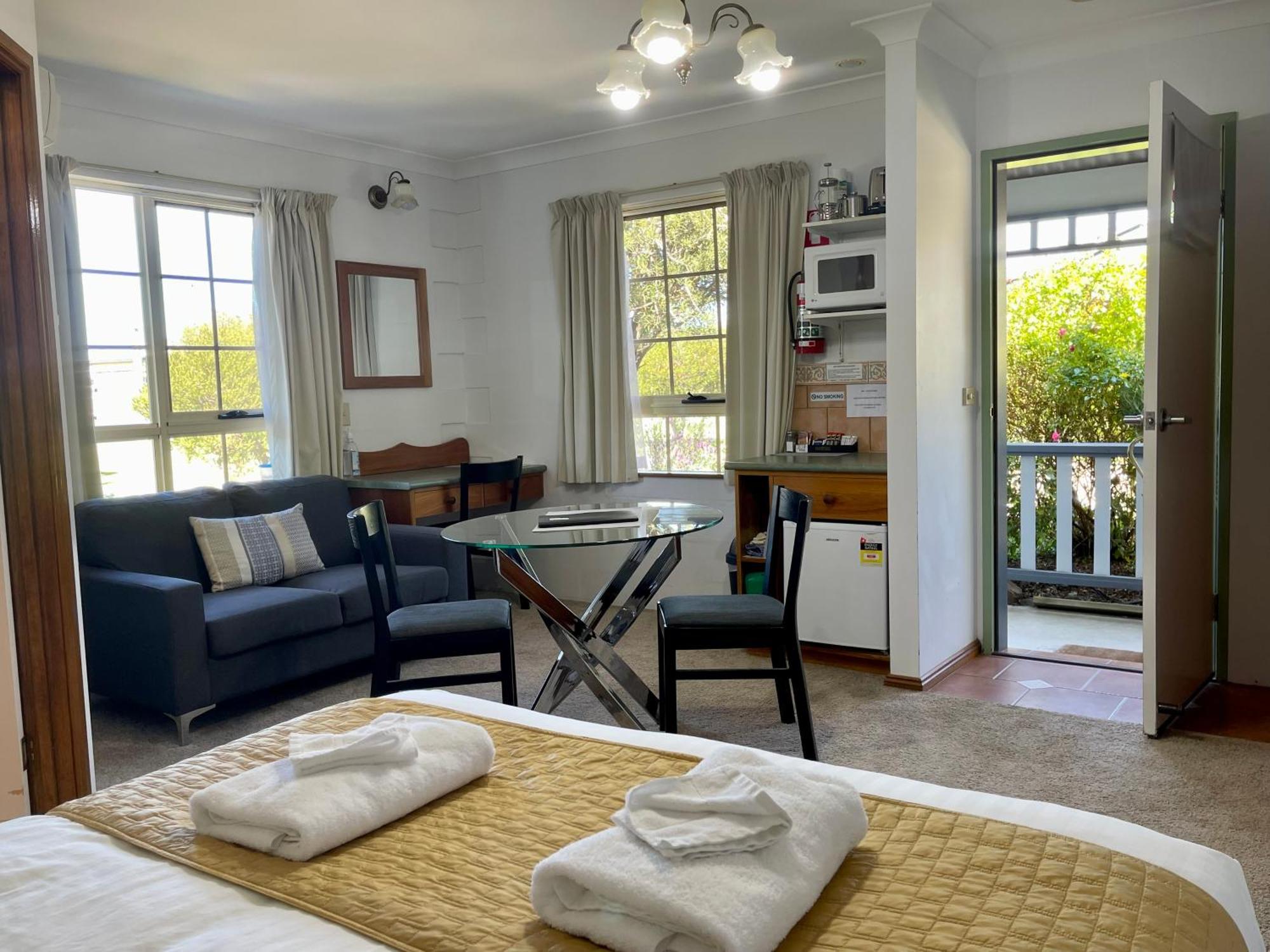 Swansea Cottages & Lodge Suites Esterno foto