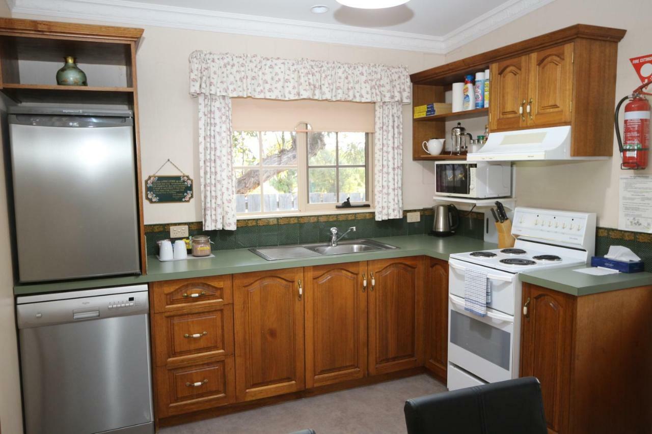 Swansea Cottages & Lodge Suites Esterno foto